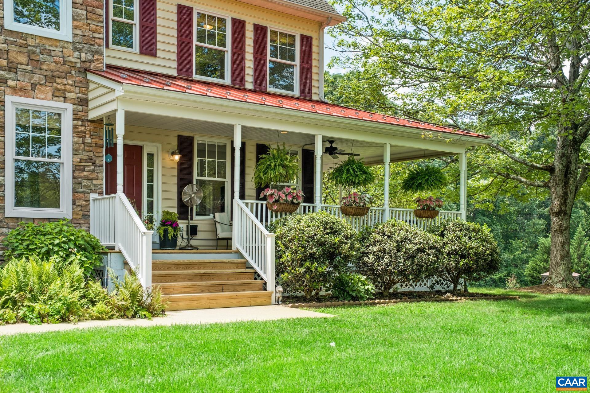 482 LONDON CT