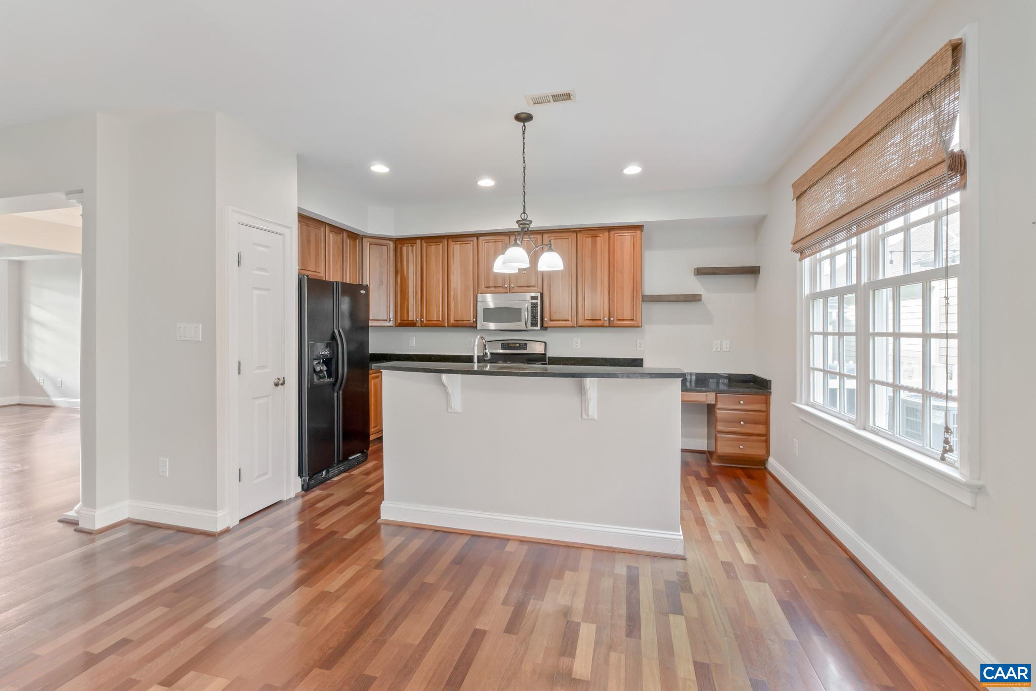 219 GRASS DALE LN