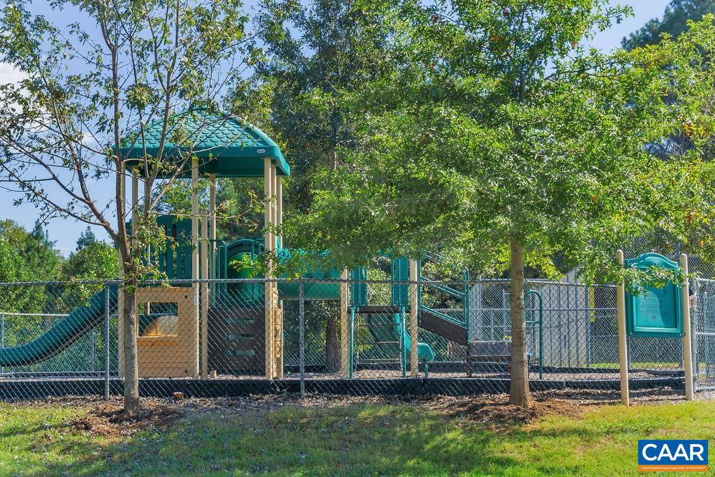 219 GRASS DALE LN