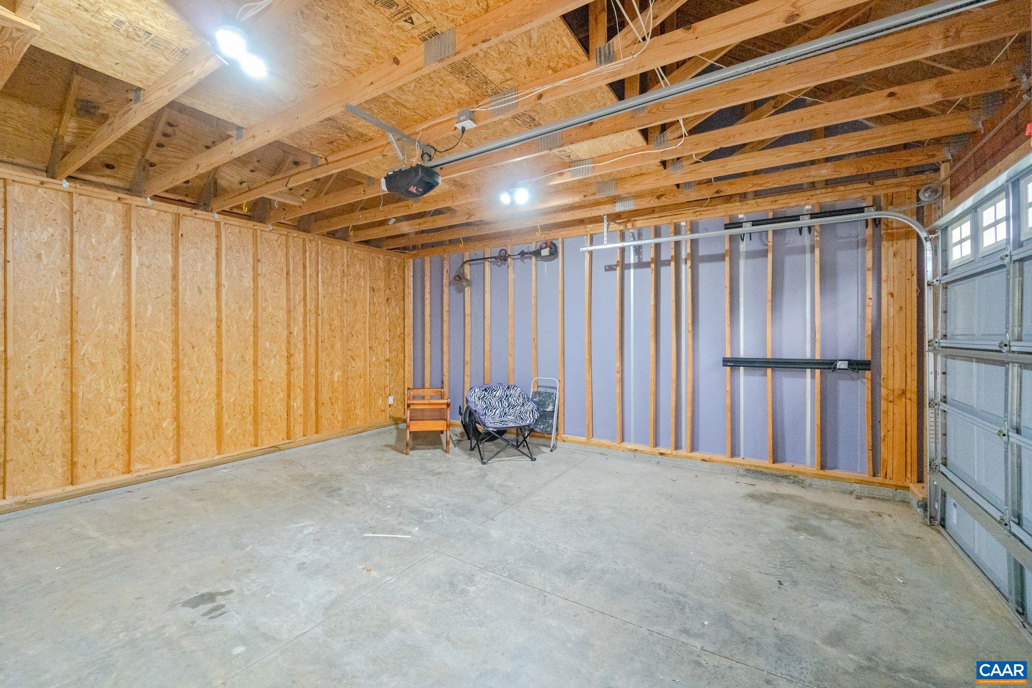 219 GRASS DALE LN