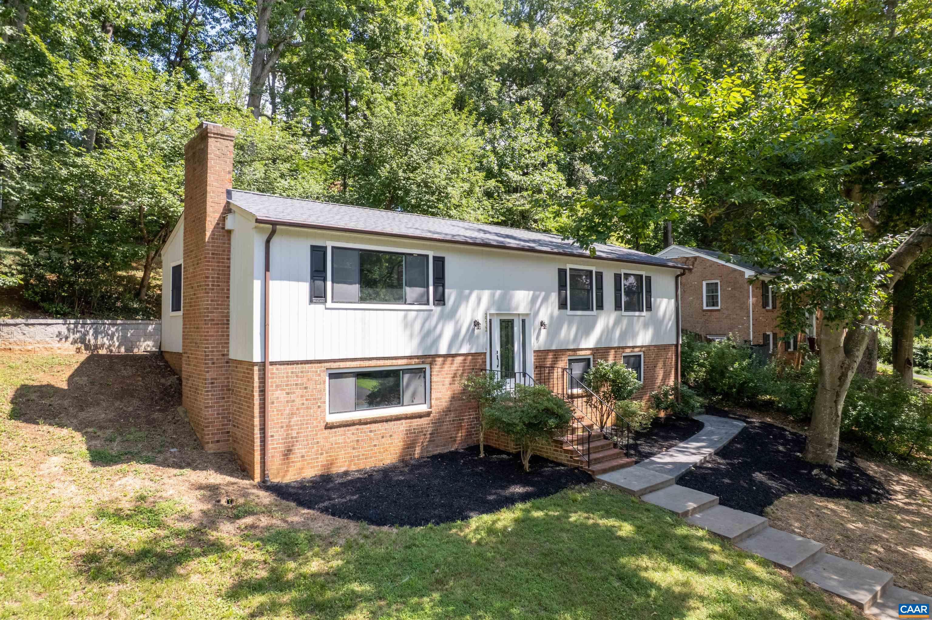 2232 BRANDYWINE DR
