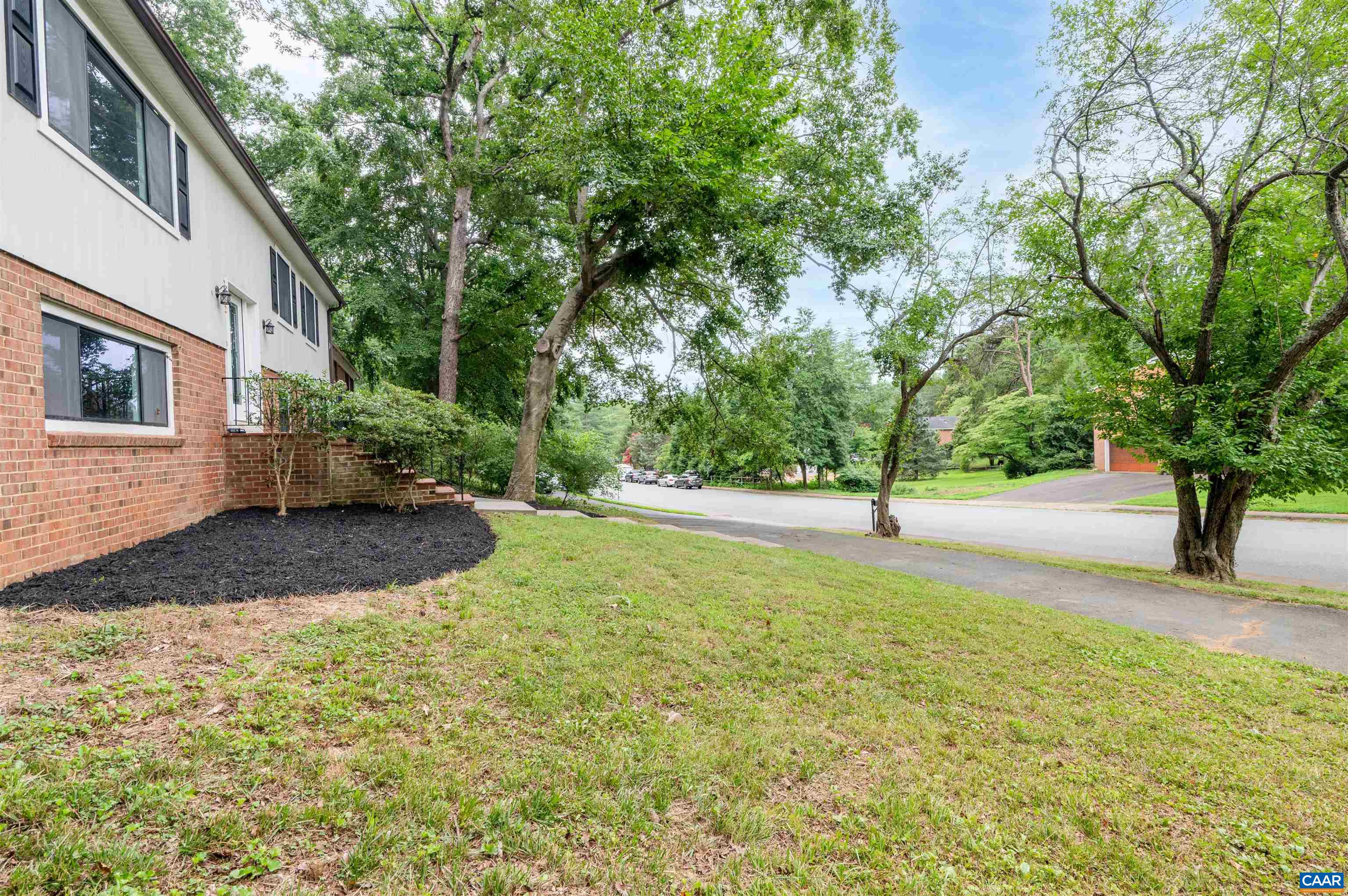 2232 BRANDYWINE DR