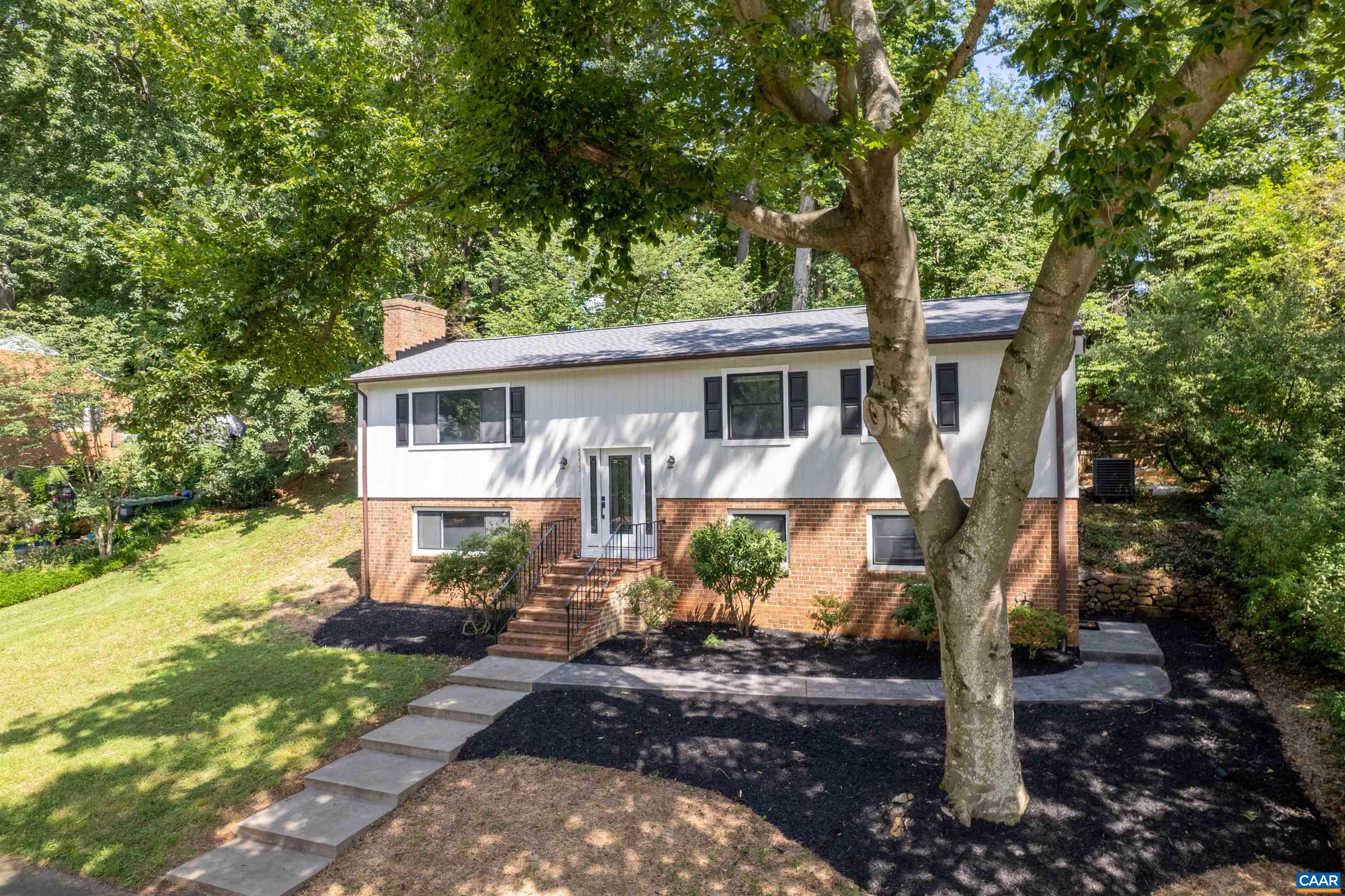 2232 BRANDYWINE DR