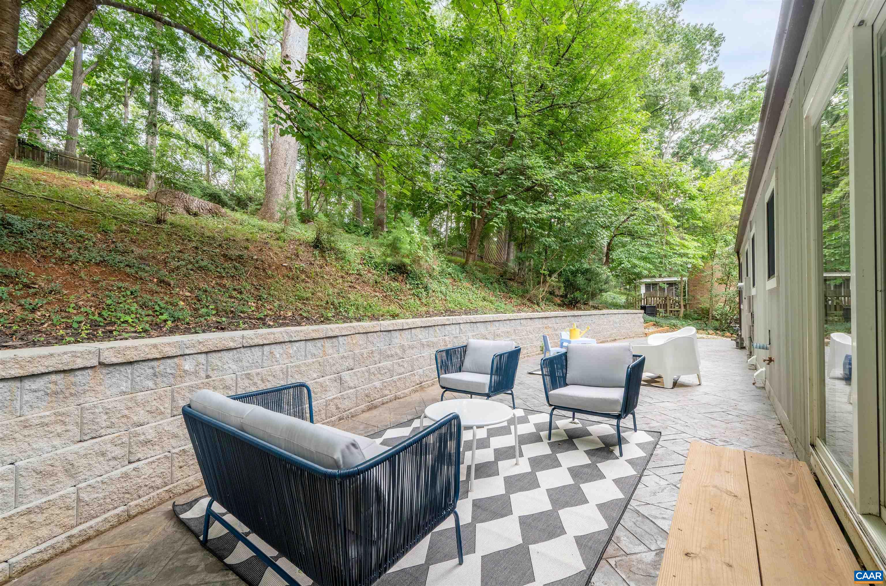 2232 BRANDYWINE DR