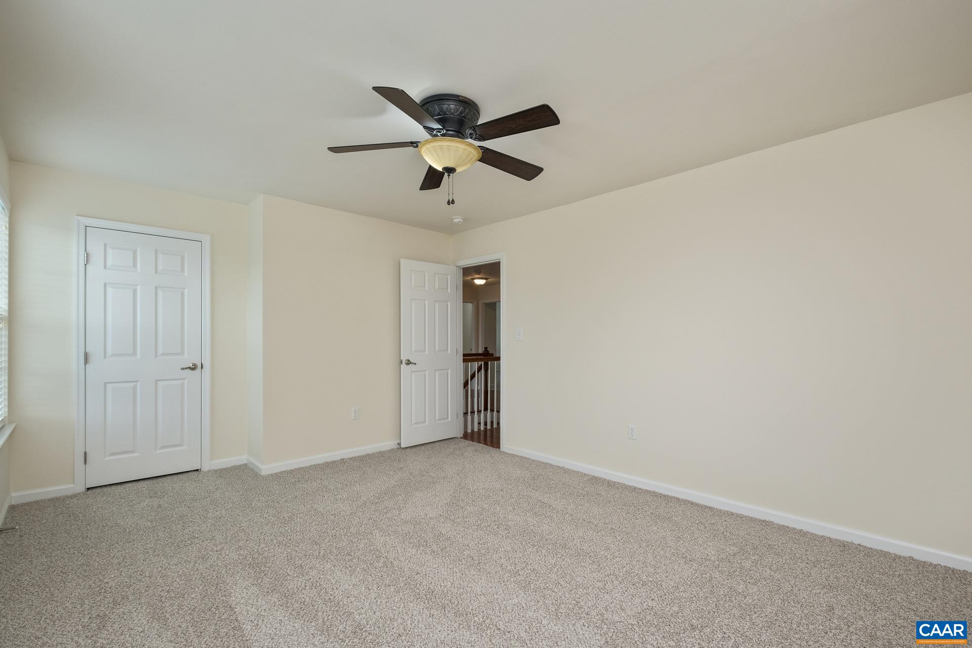 267 LARCHMONT CIR