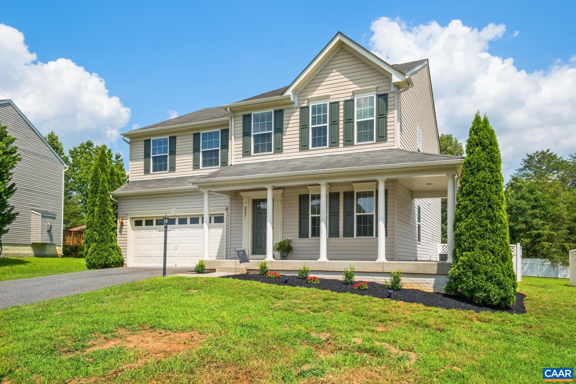 267 LARCHMONT CIR