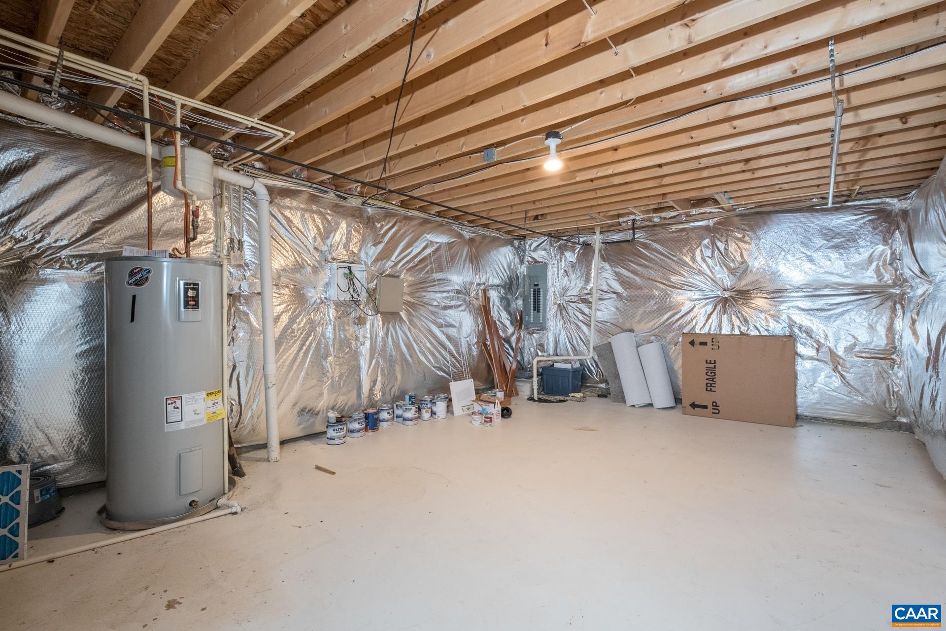 267 LARCHMONT CIR