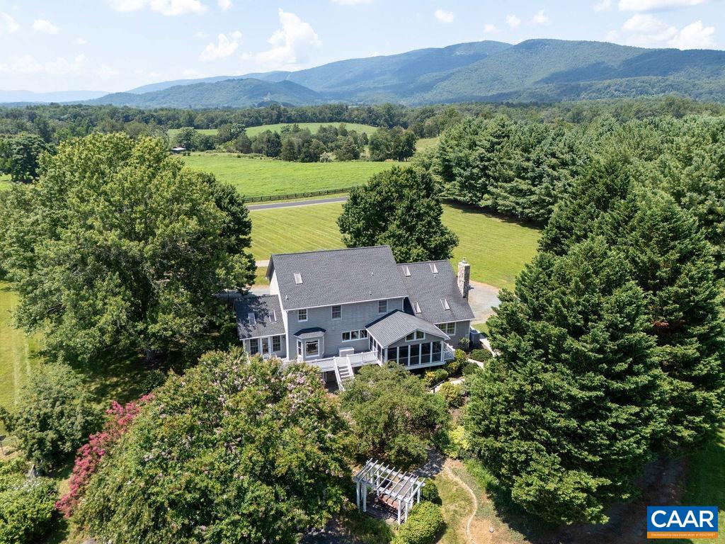 2325 BROWNS GAP TPKE