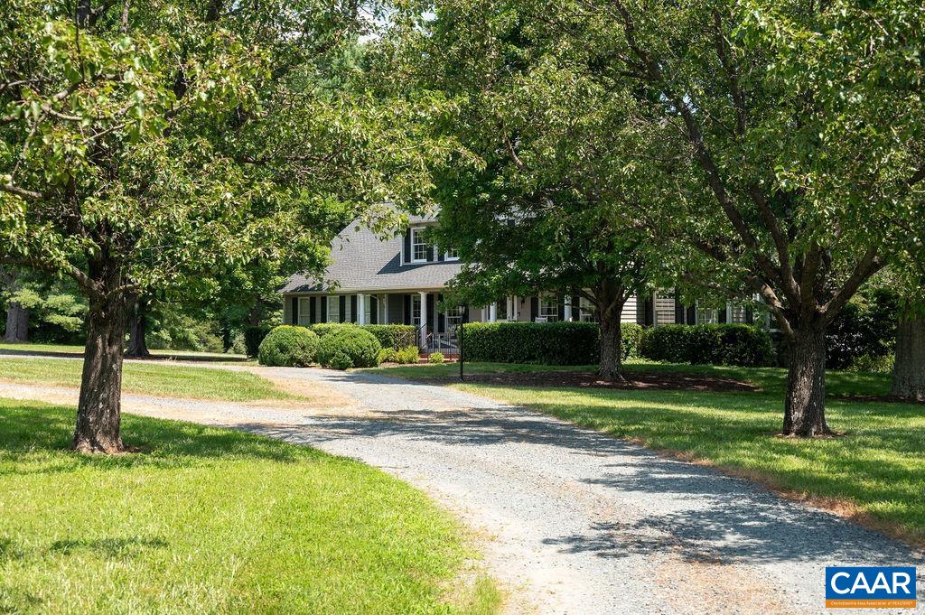 2325 BROWNS GAP TPKE