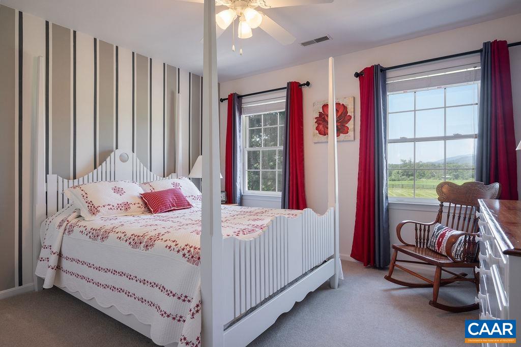 2325 BROWNS GAP TPKE