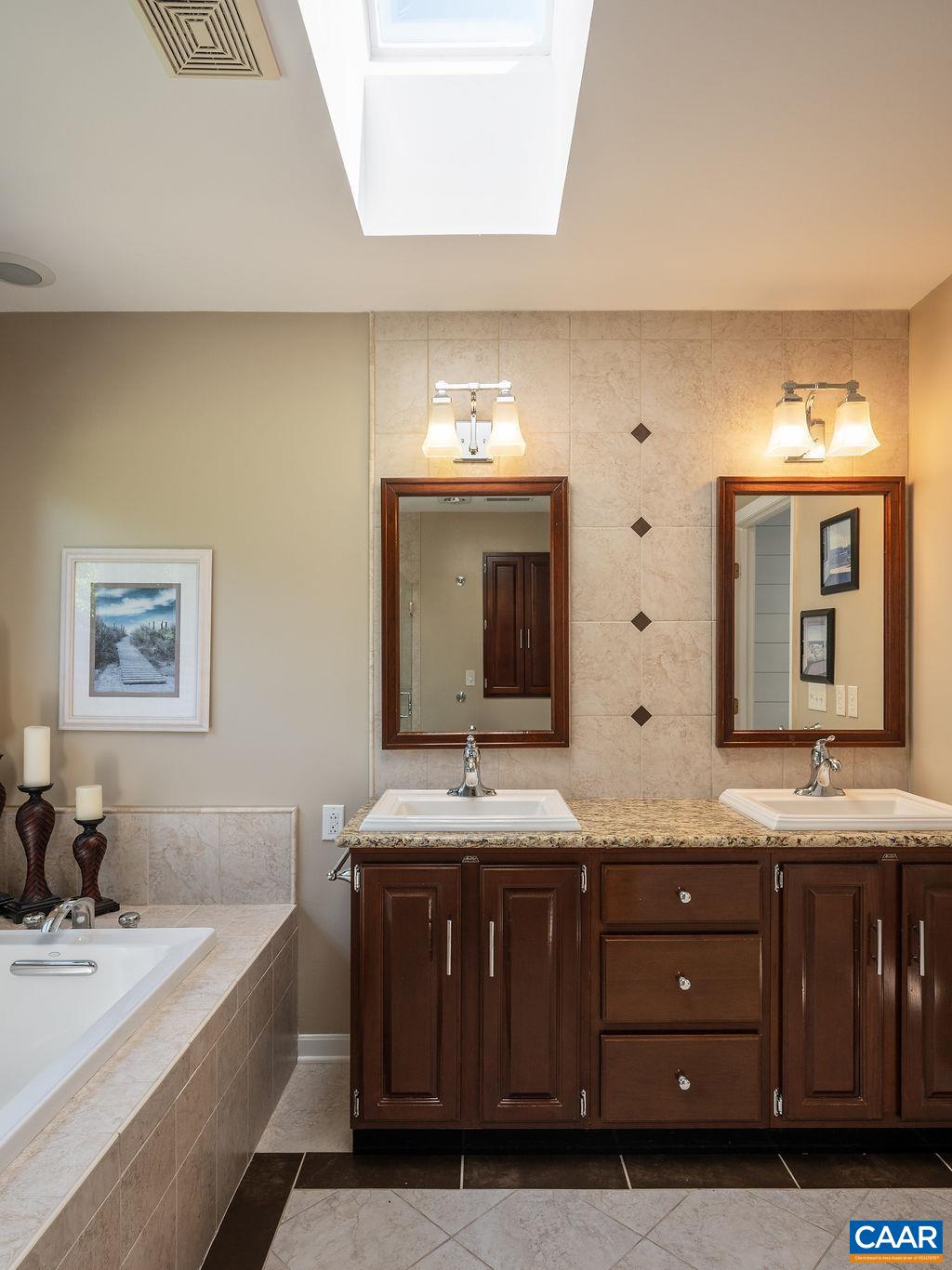 2325 BROWNS GAP TPKE