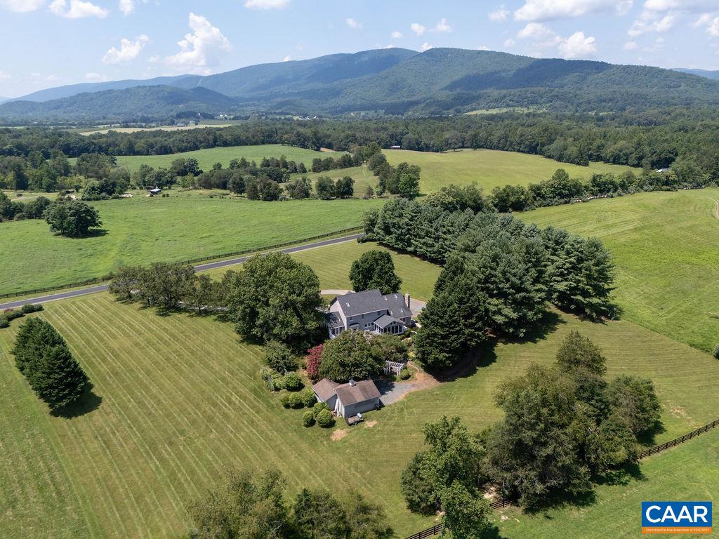 2325 BROWNS GAP TPKE