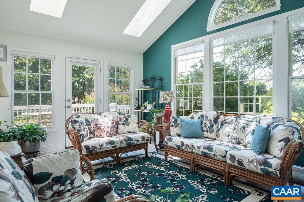 2325 BROWNS GAP TPKE