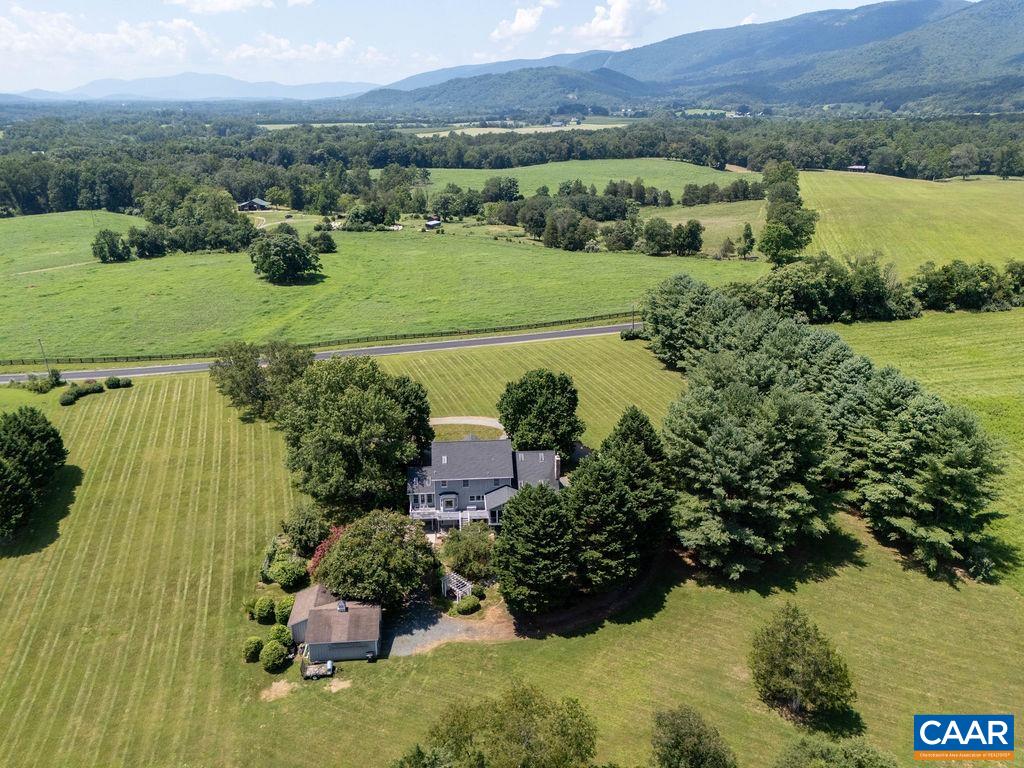 2325 BROWNS GAP TPKE