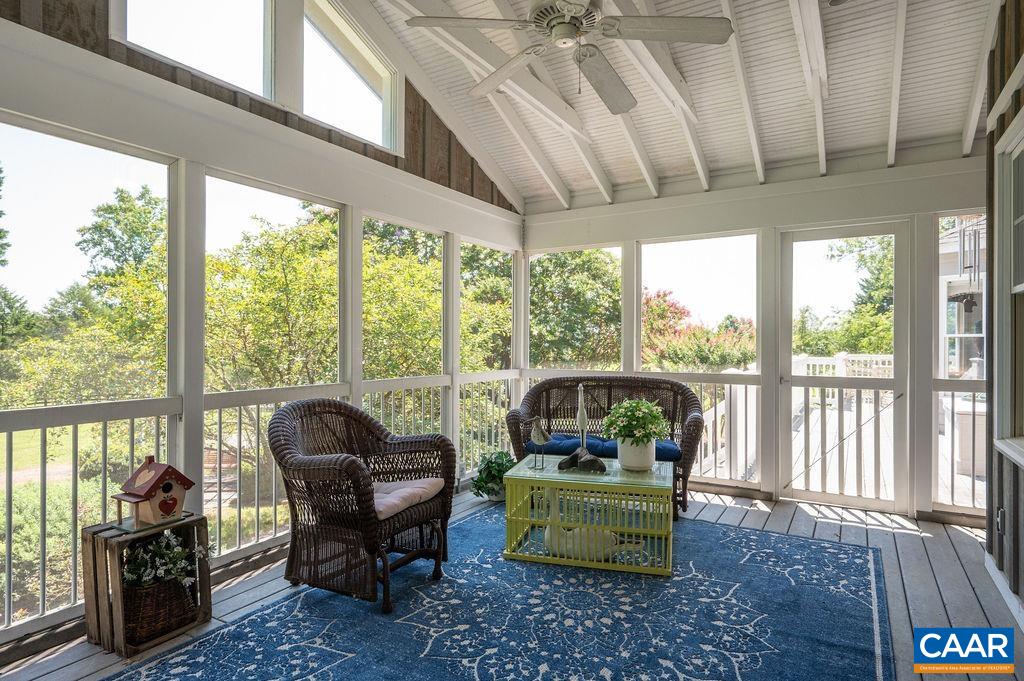 2325 BROWNS GAP TPKE