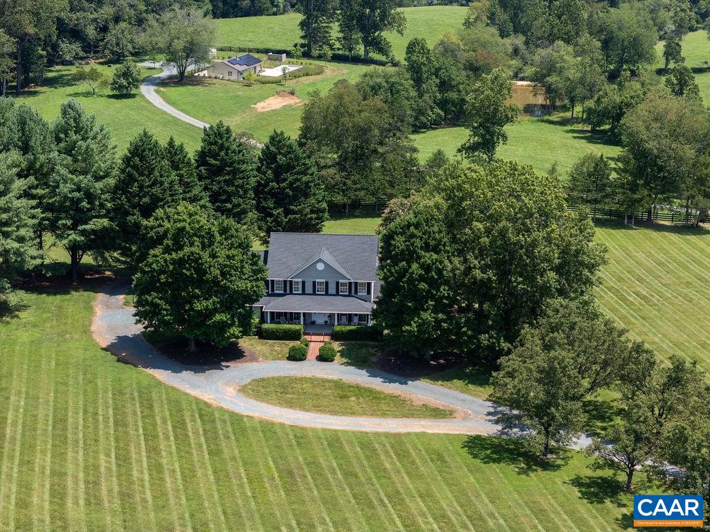 2325 BROWNS GAP TPKE