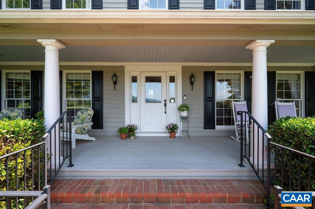 2325 BROWNS GAP TPKE