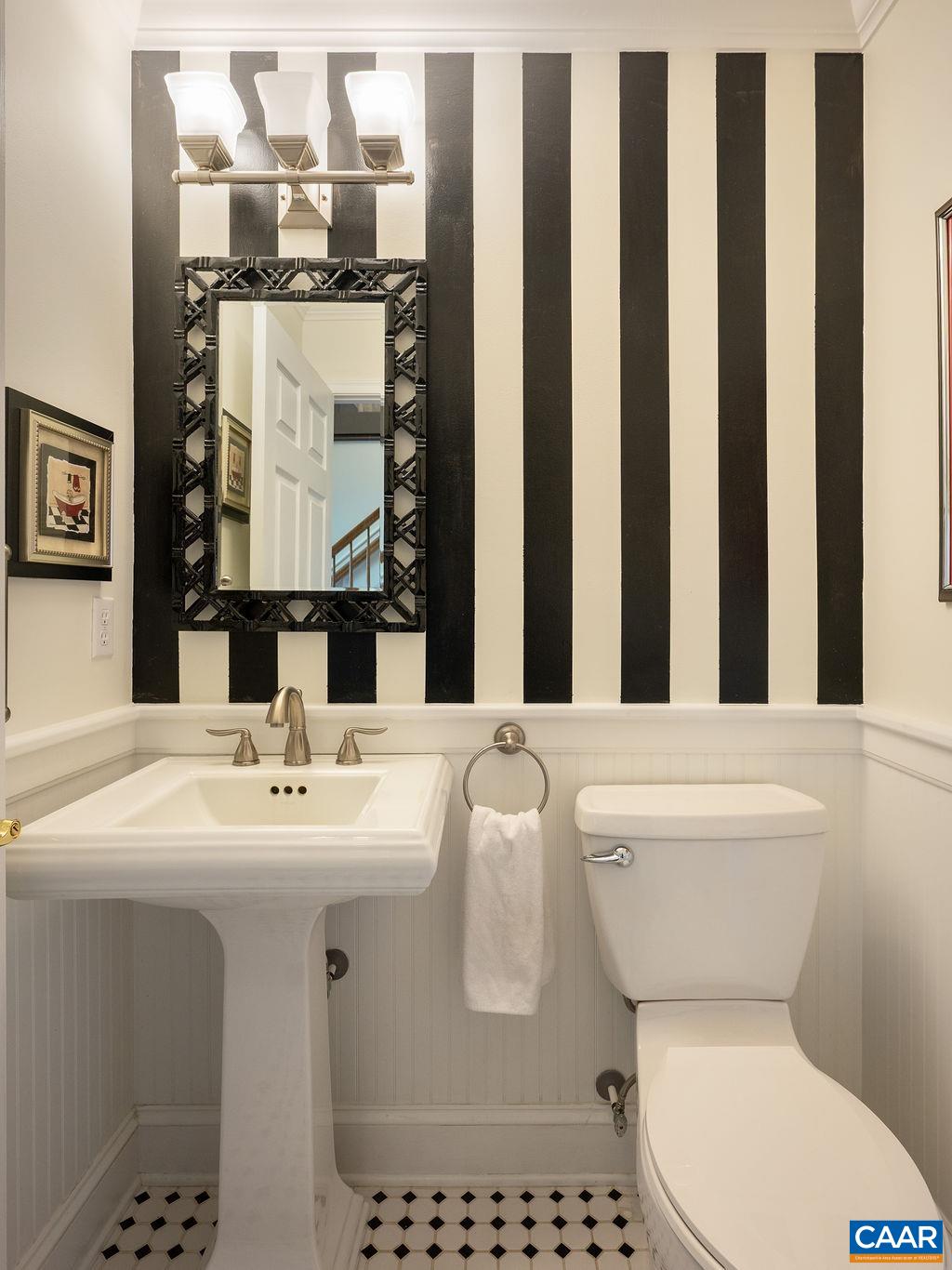 2325 BROWNS GAP TPKE