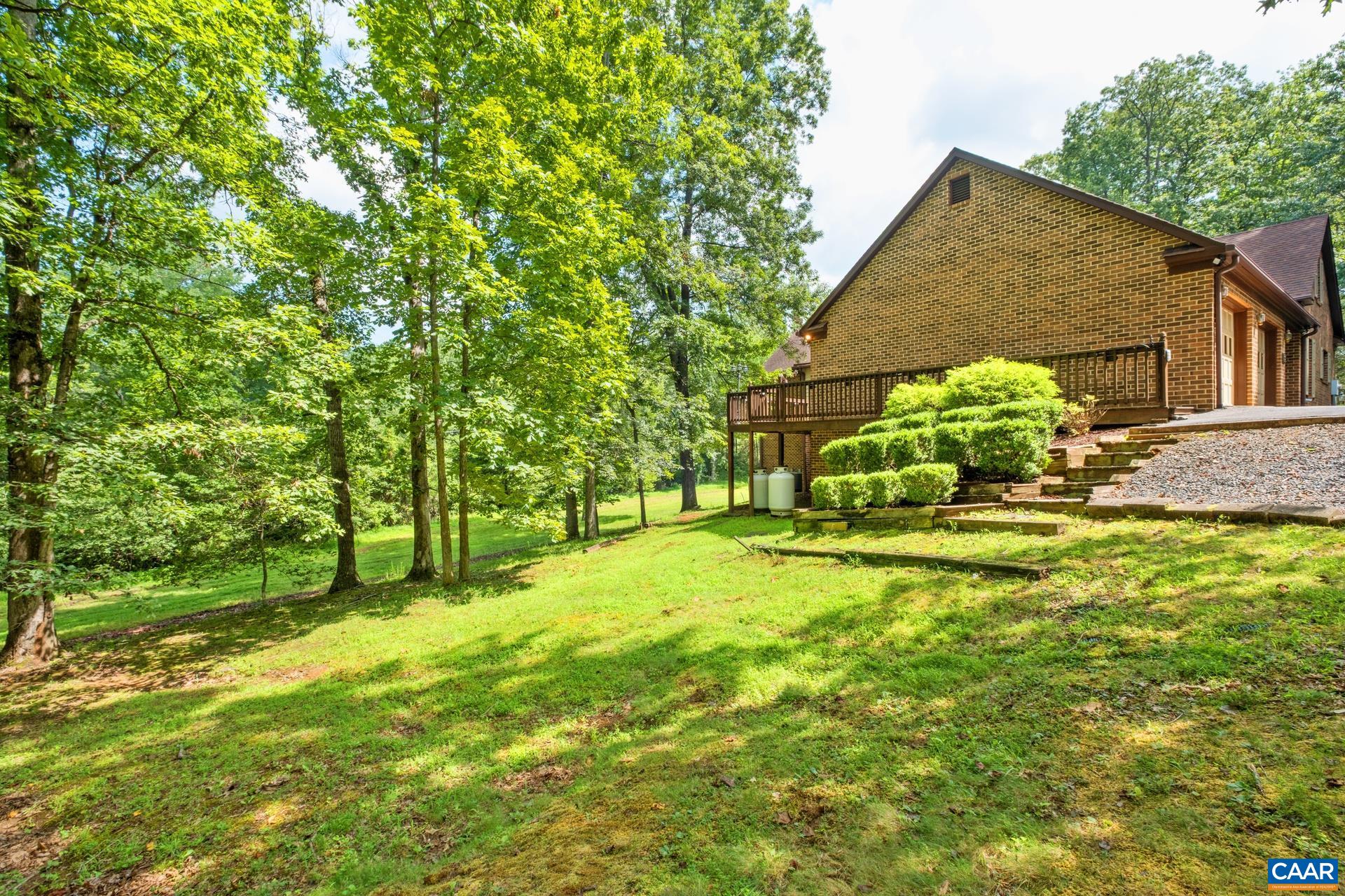 82 BRIAR PATCH LN