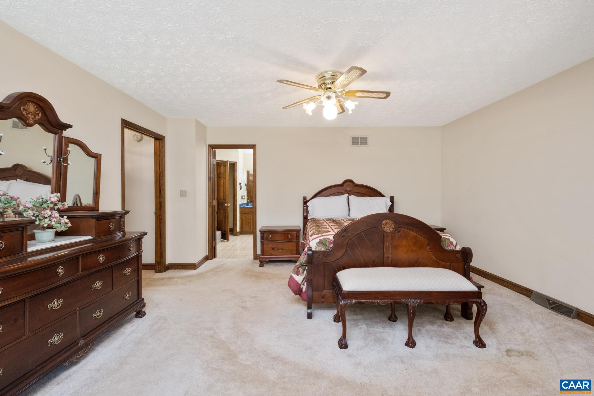 82 BRIAR PATCH LN
