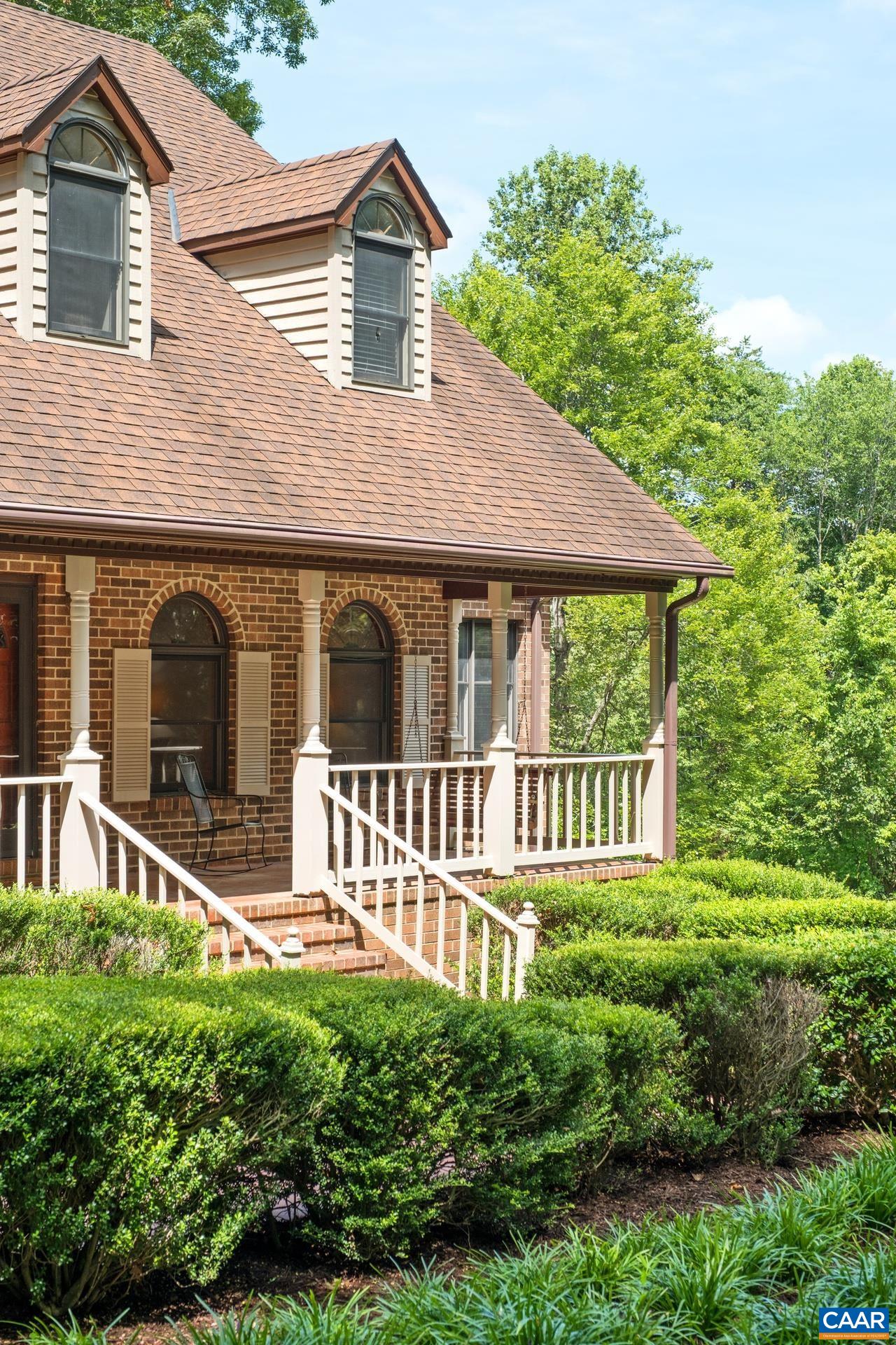 82 BRIAR PATCH LN