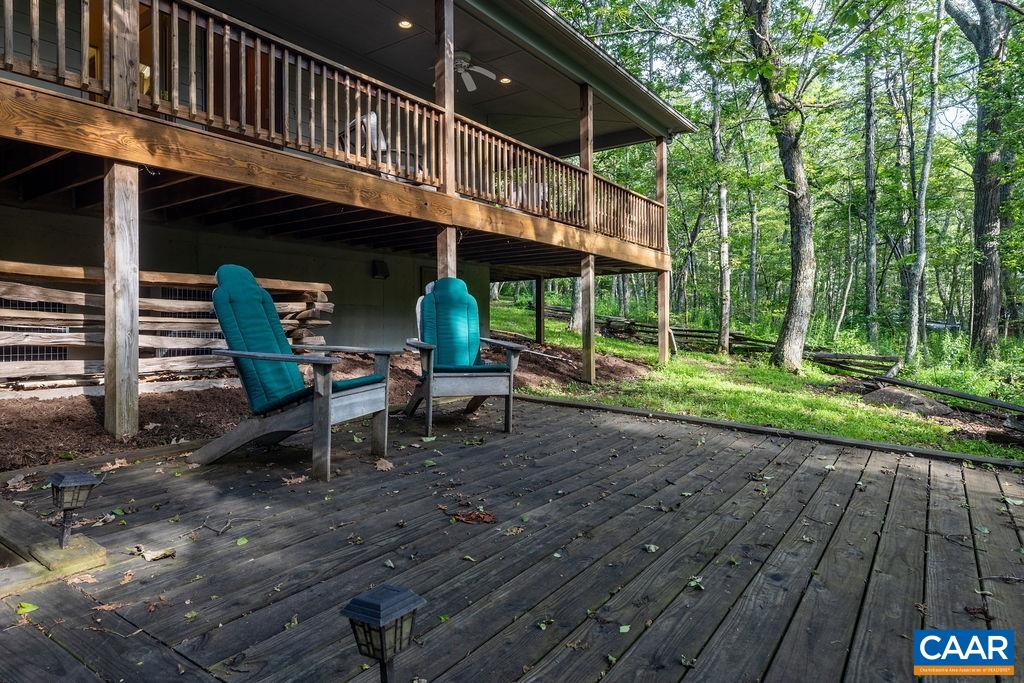 30 CEDAR DR