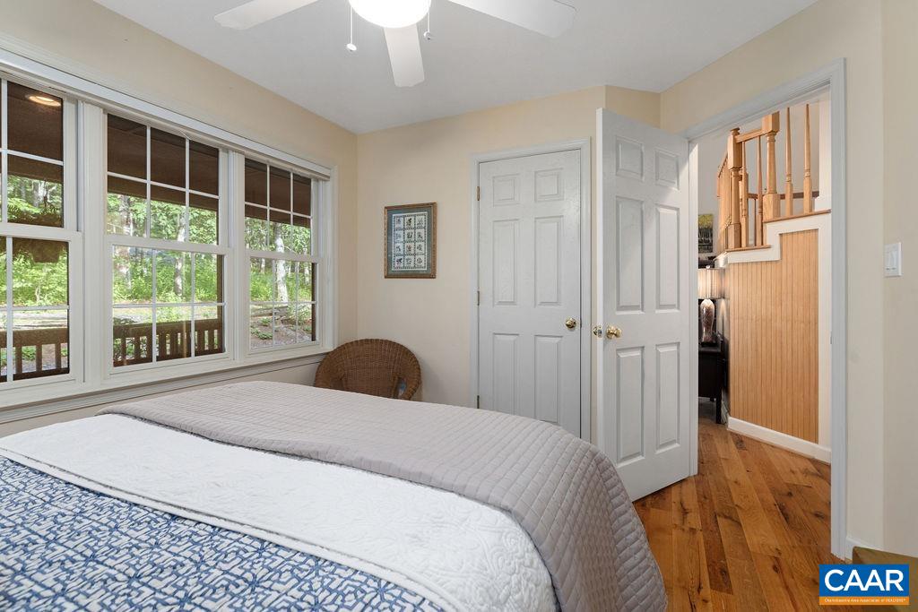 30 CEDAR DR