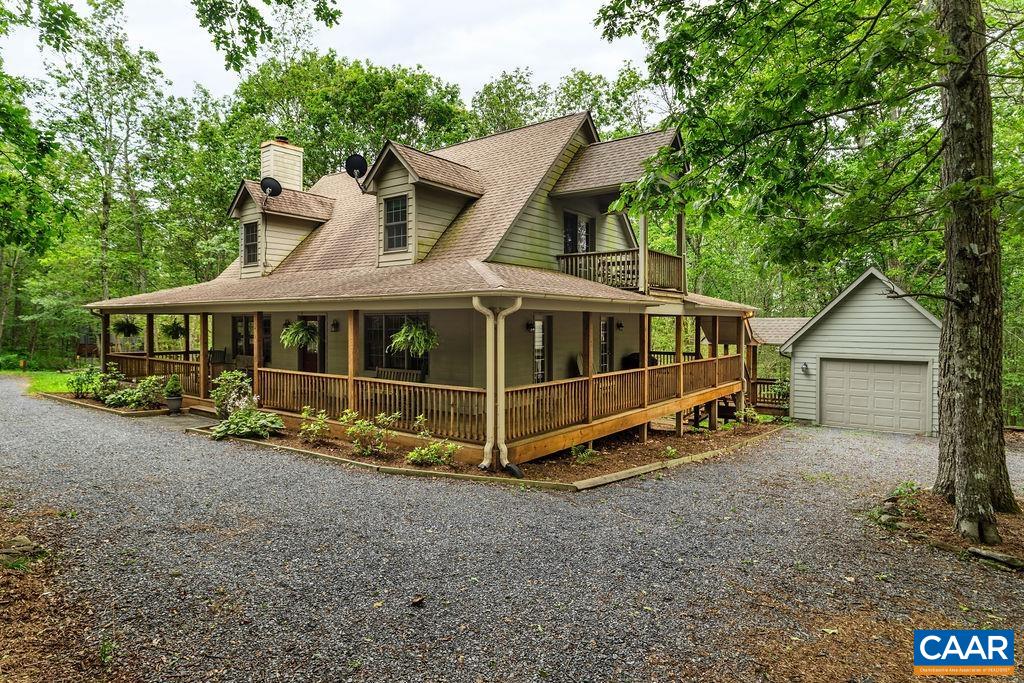 30 CEDAR DR