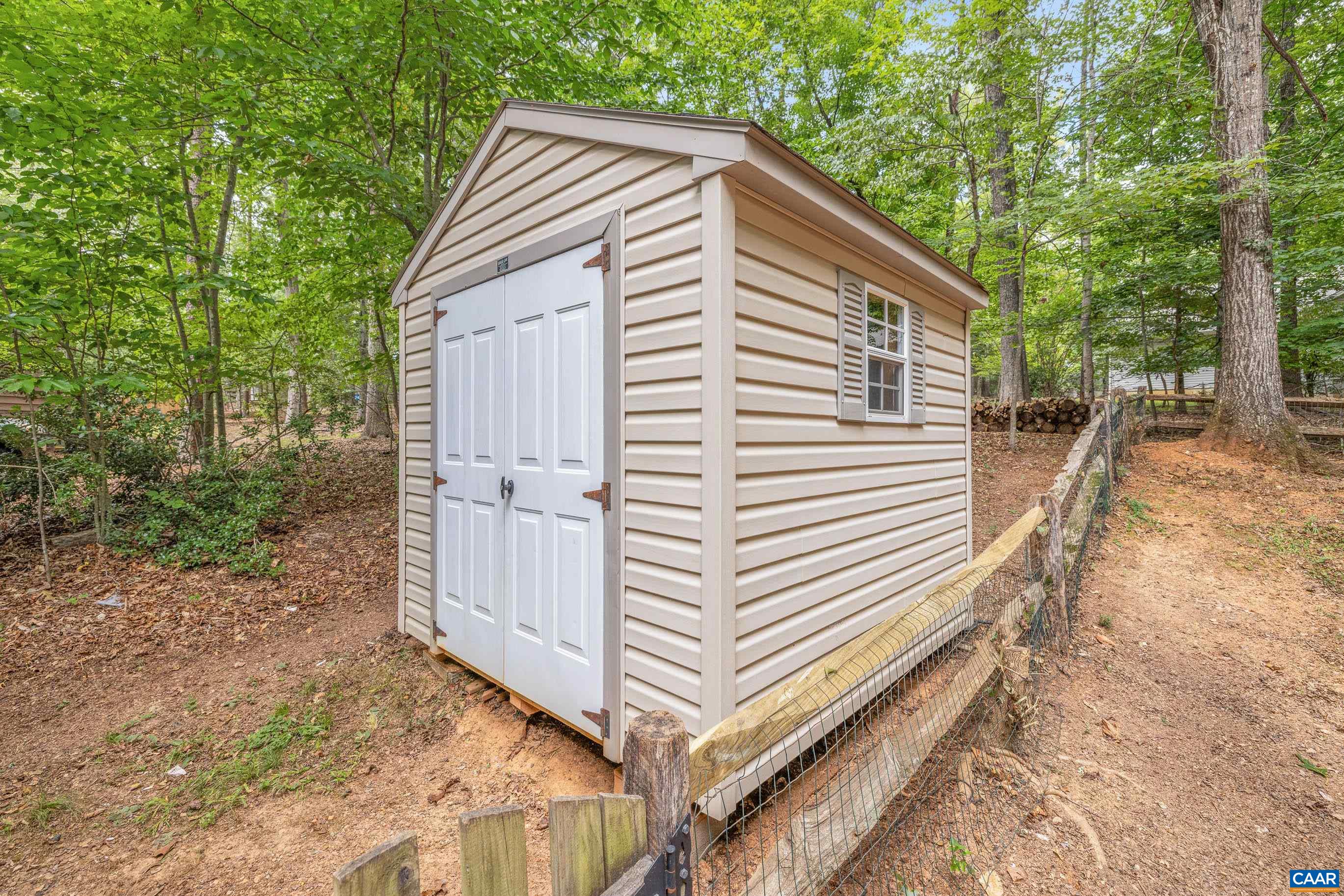 426 JEFFERSON DR