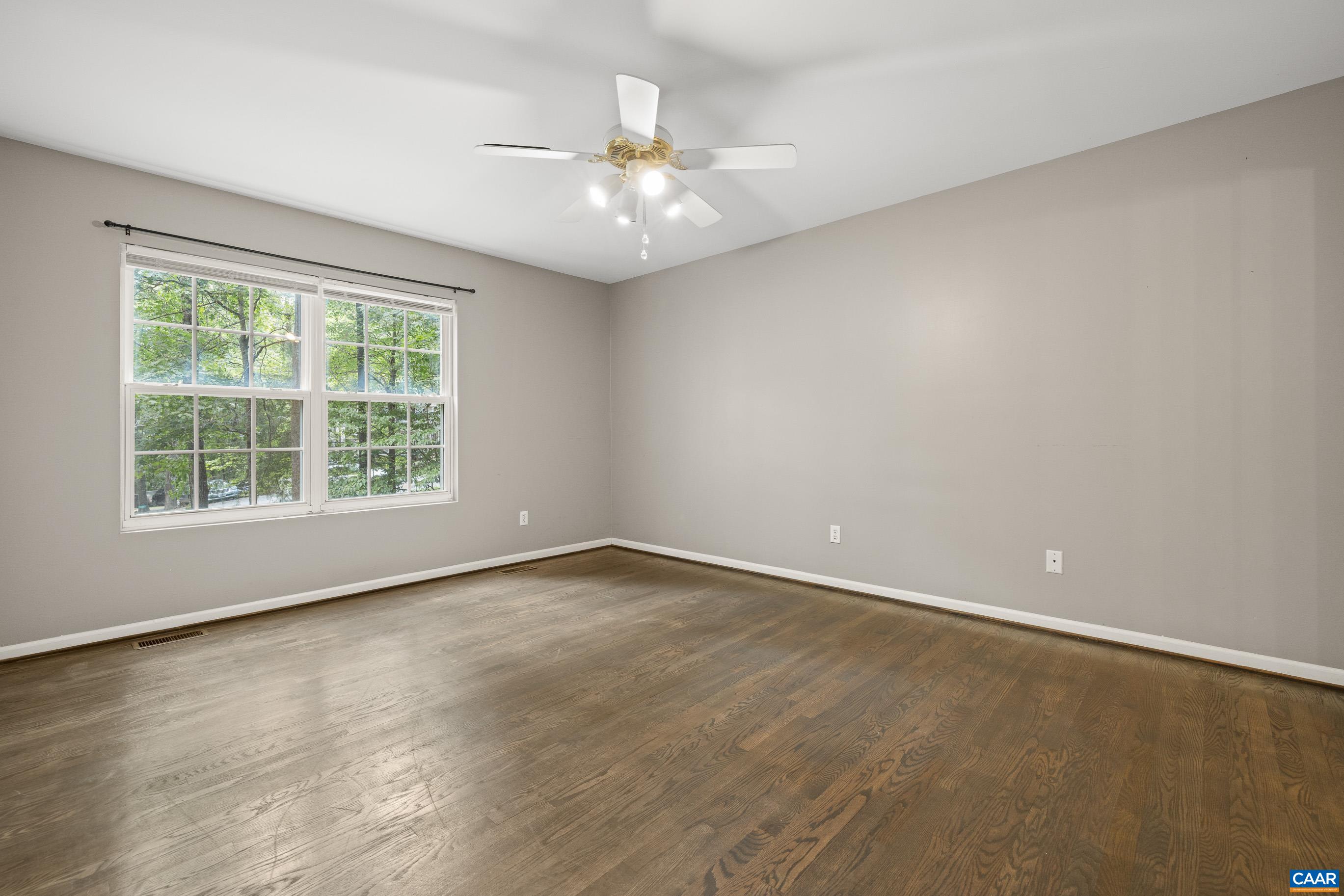 426 JEFFERSON DR