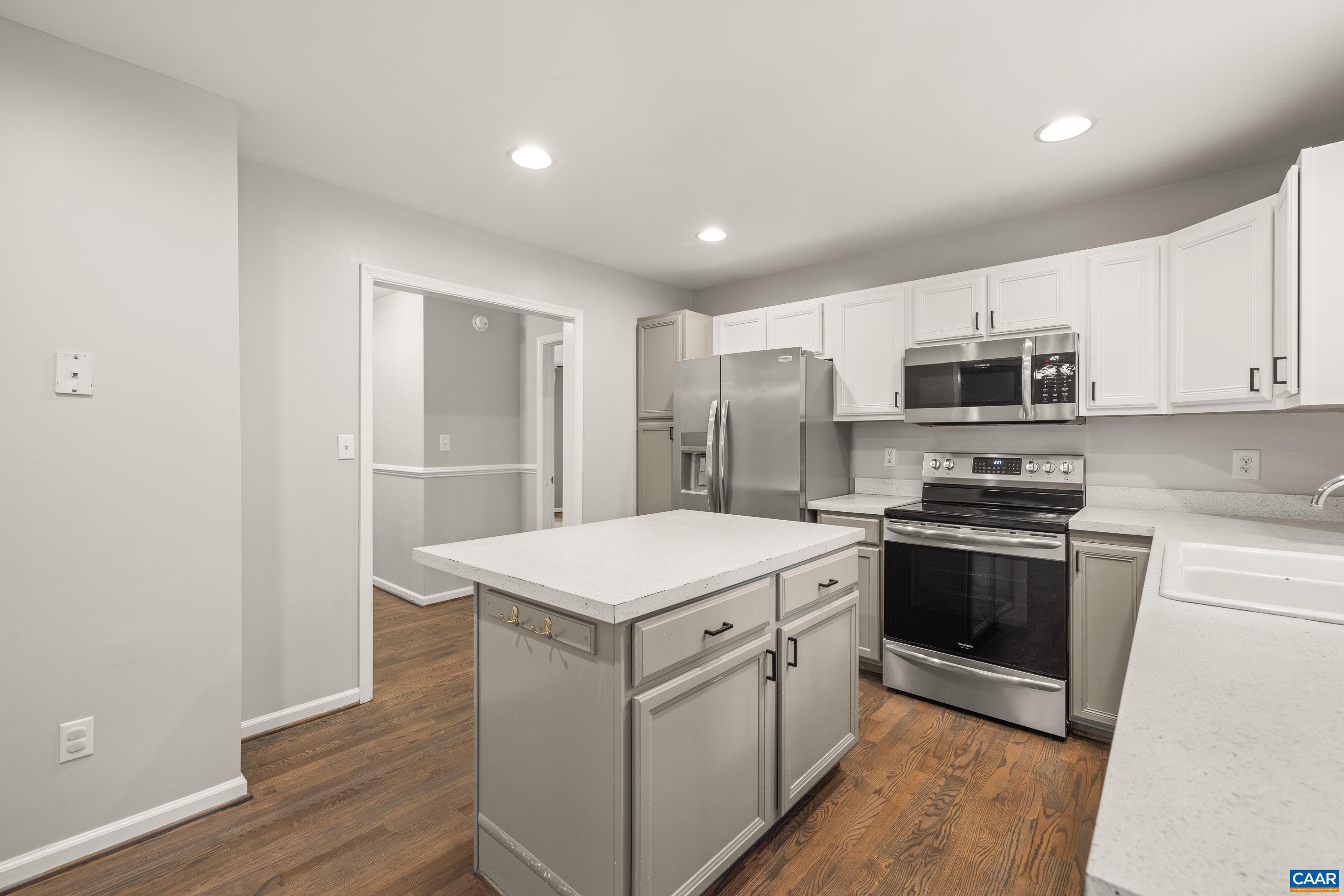 426 JEFFERSON DR