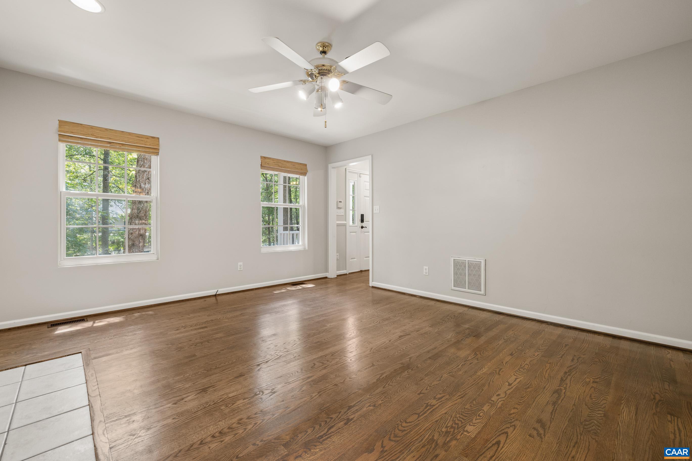 426 JEFFERSON DR