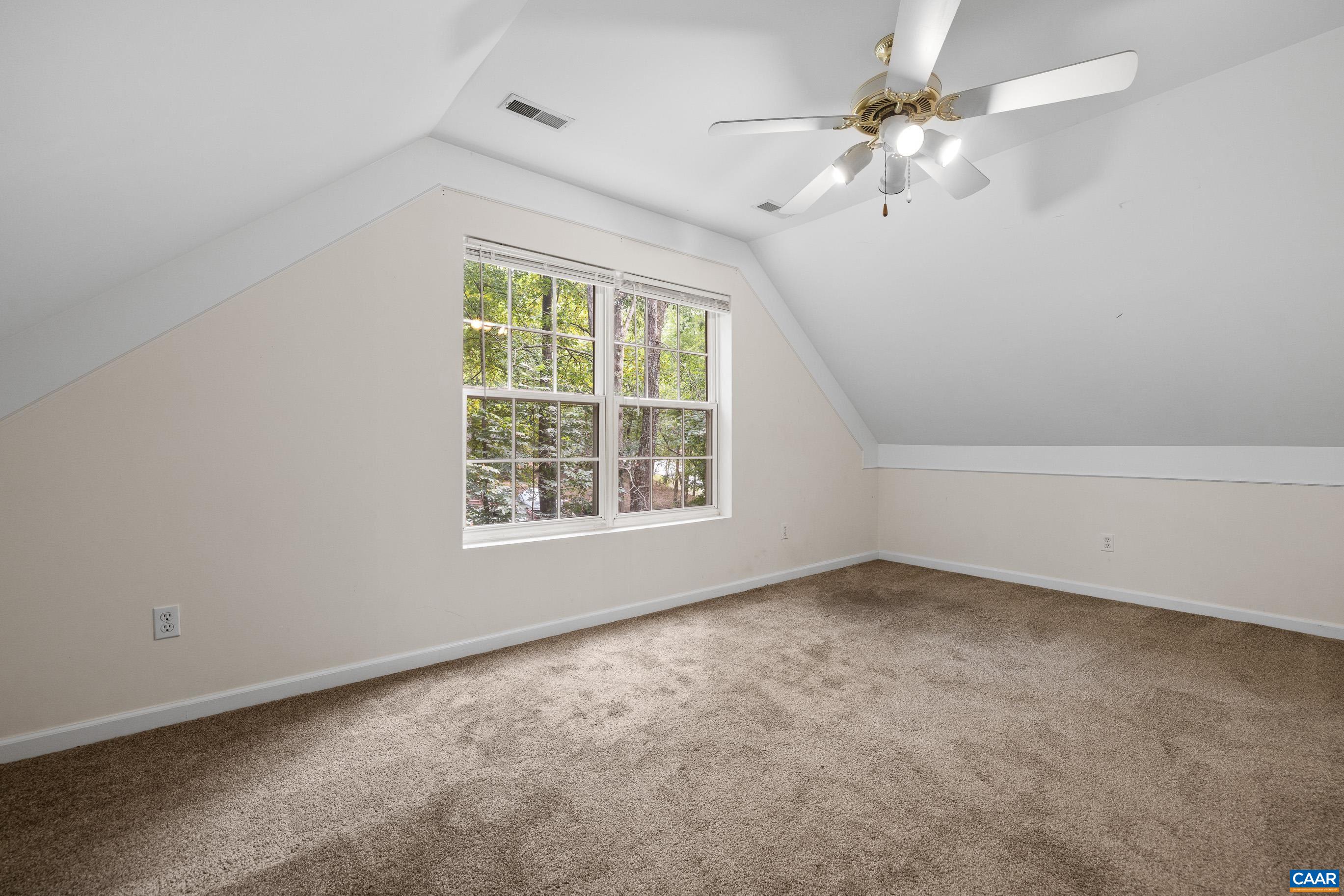 426 JEFFERSON DR