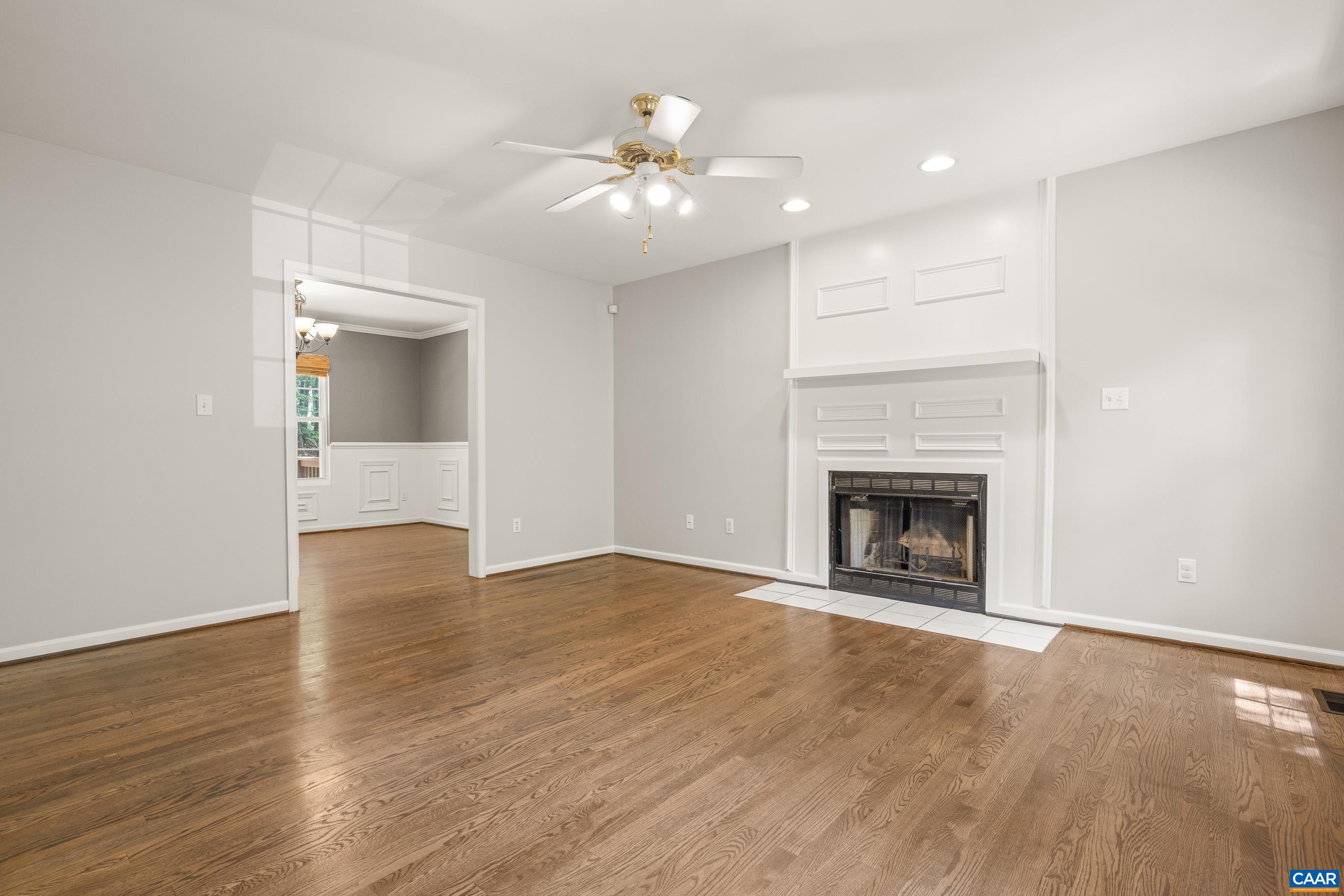 426 JEFFERSON DR