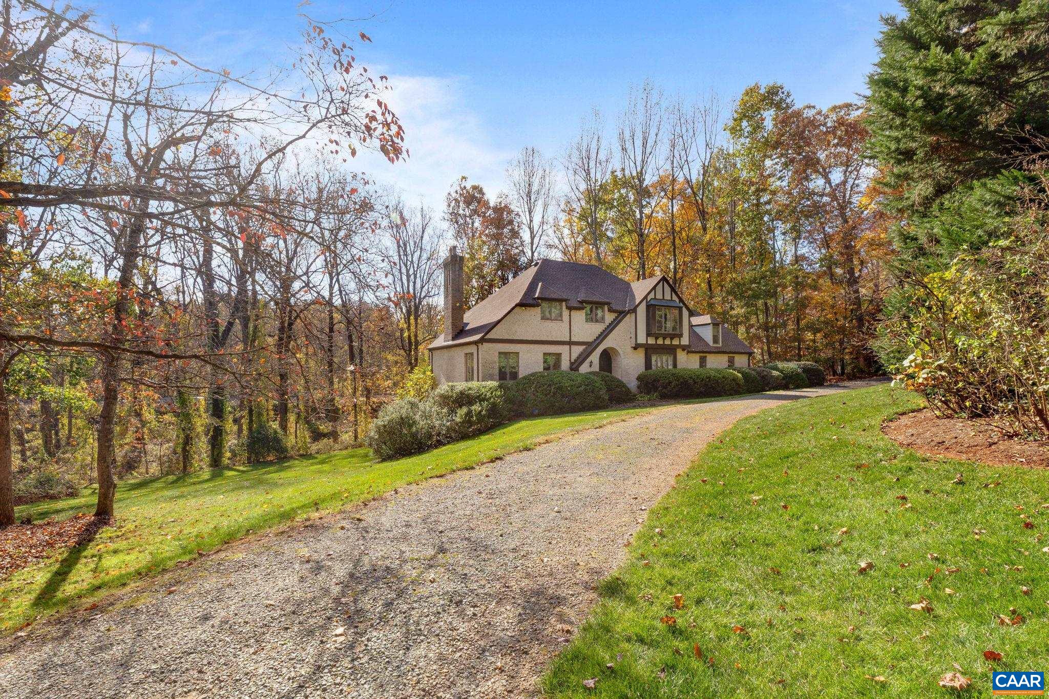 945 WINDSOR RD