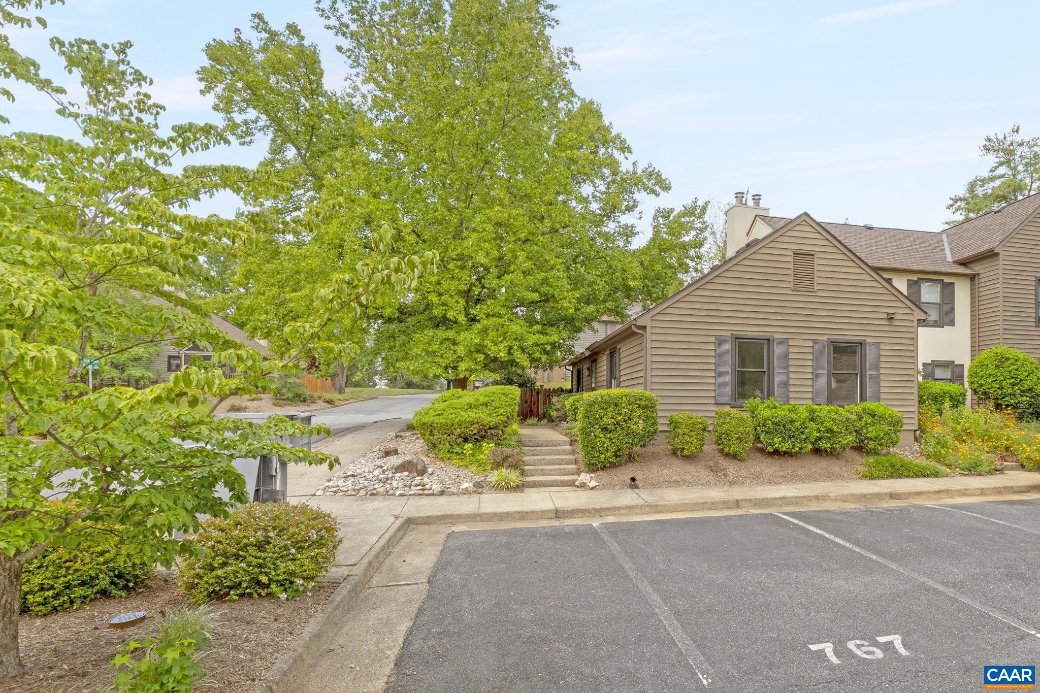 767 EXTON CT