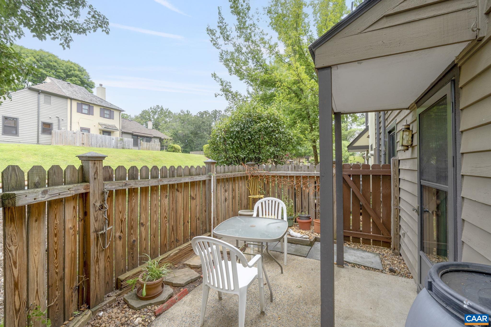 767 EXTON CT