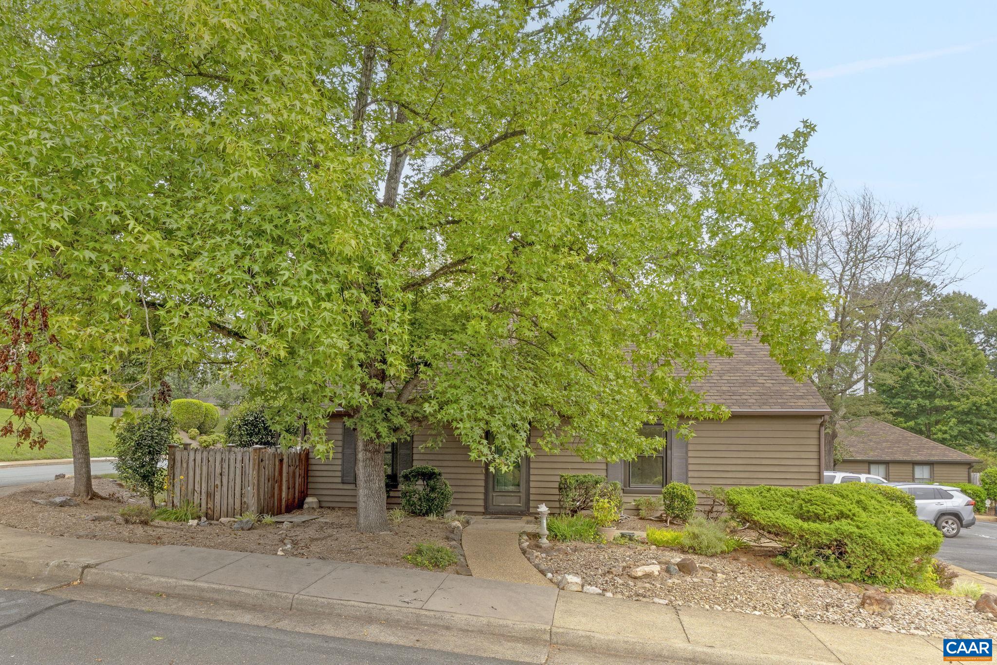767 EXTON CT