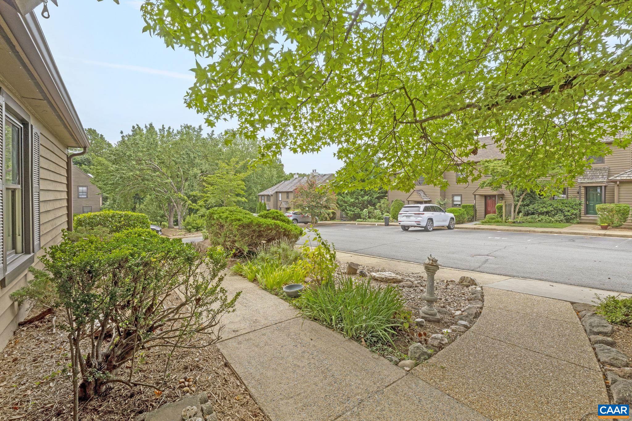 767 EXTON CT