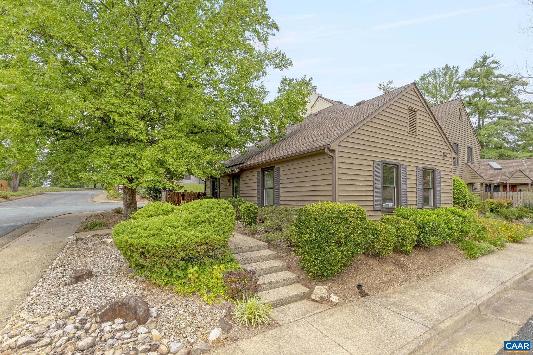 767 EXTON CT