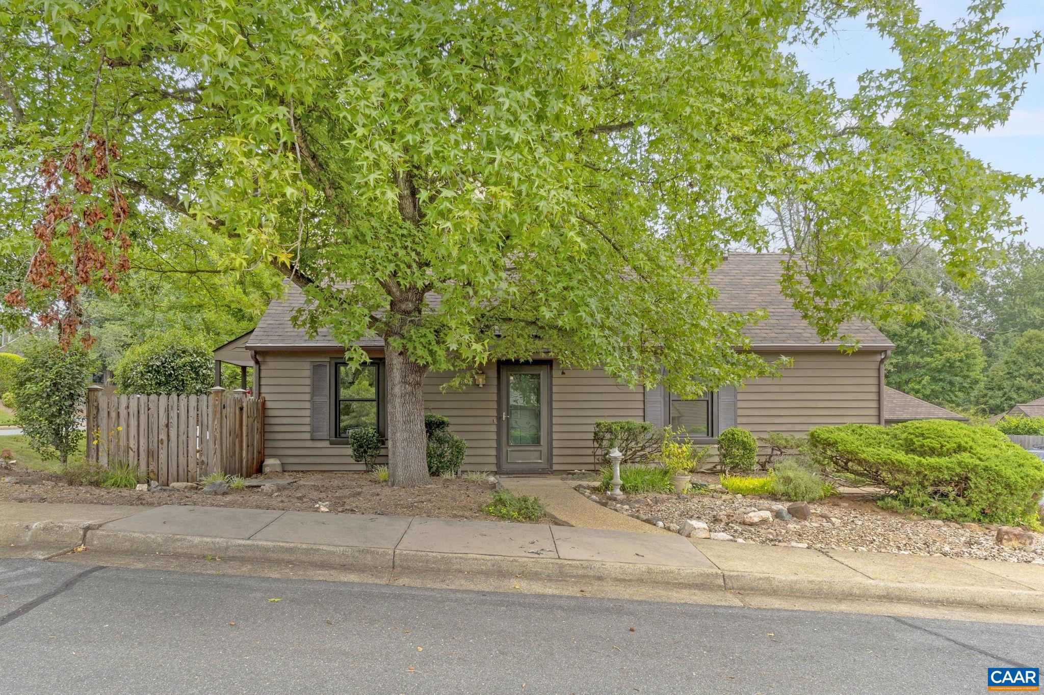 767 EXTON CT