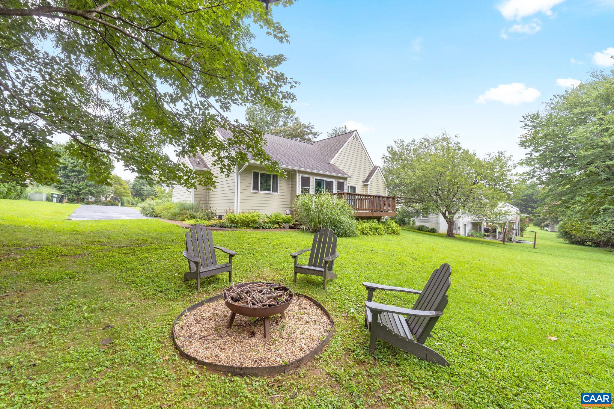 1461 REYNOVIA DR
