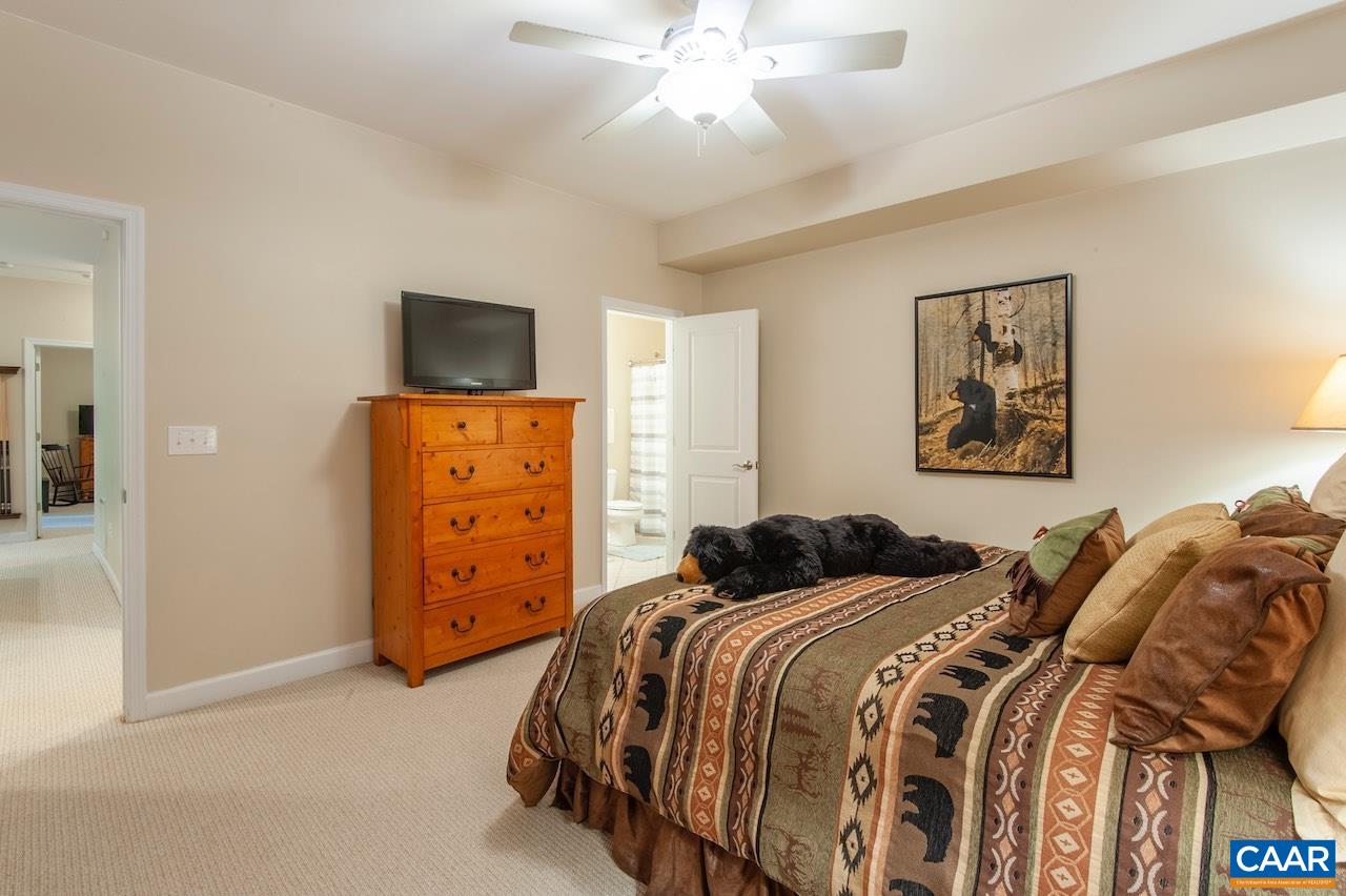 21 WEEPING ROCK LN