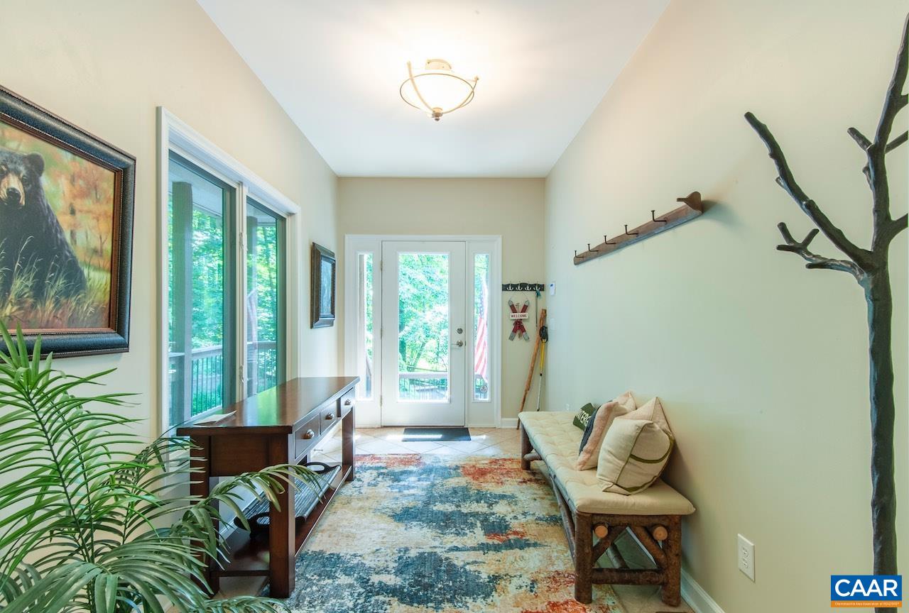 21 WEEPING ROCK LN
