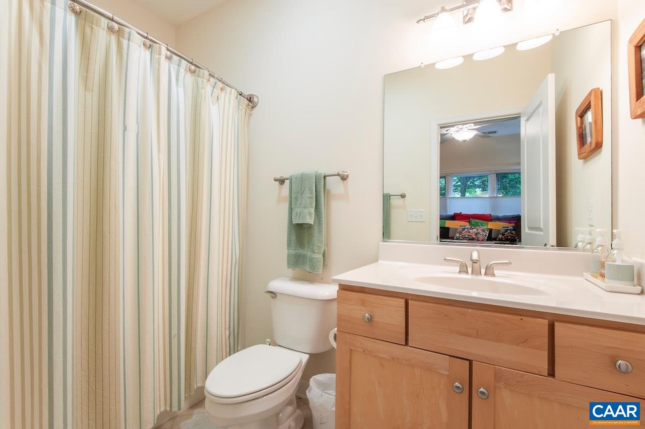 21 WEEPING ROCK LN