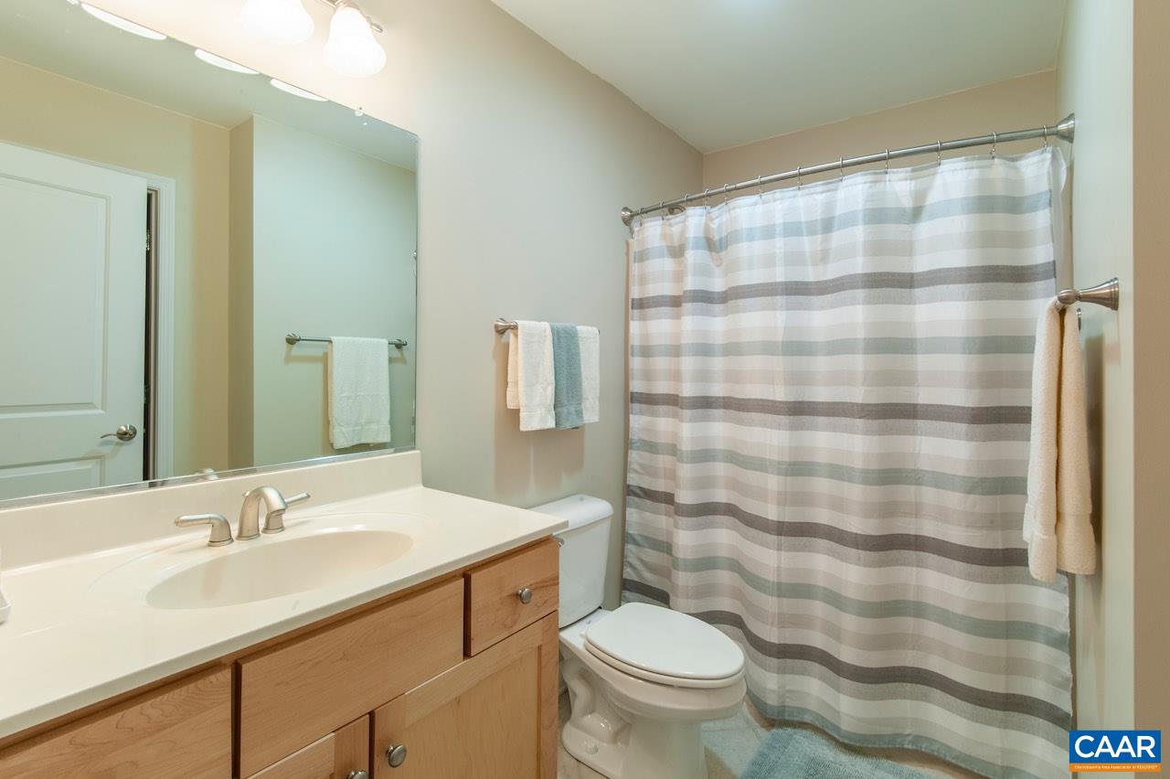 21 WEEPING ROCK LN