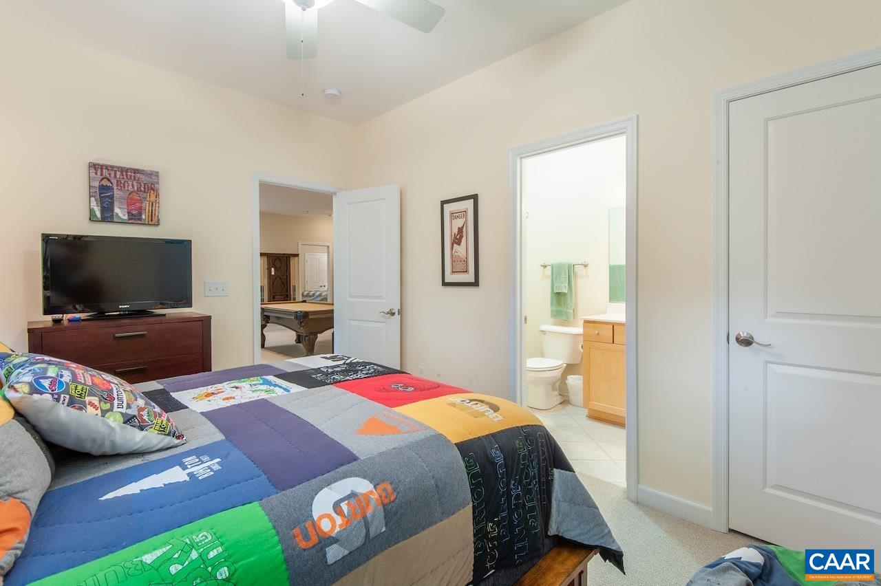 21 WEEPING ROCK LN