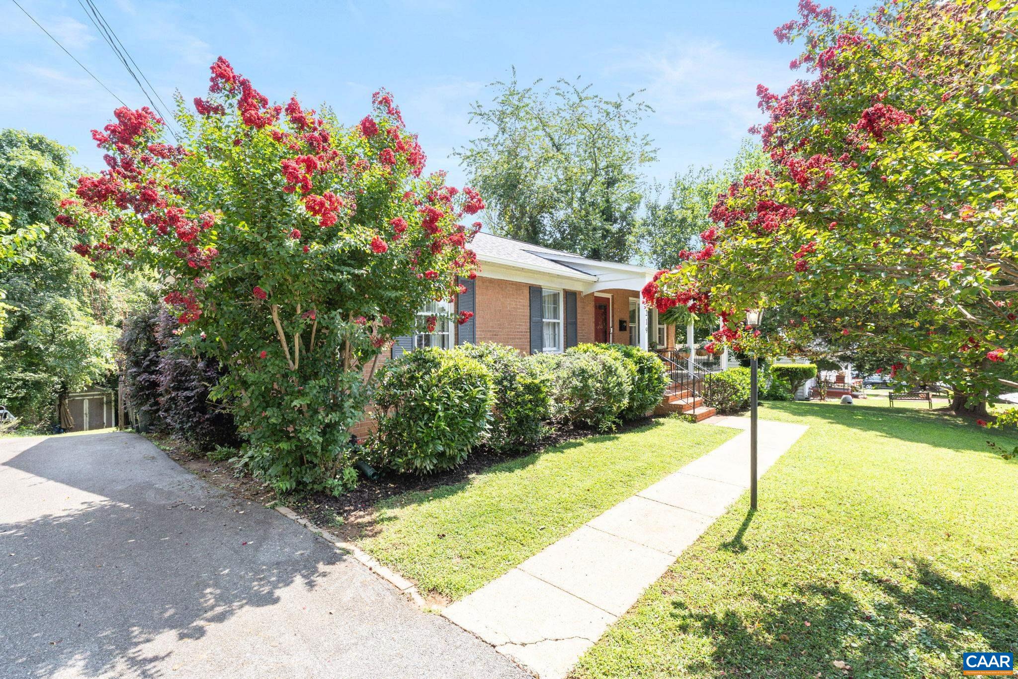 219 HARTMANS MILL RD