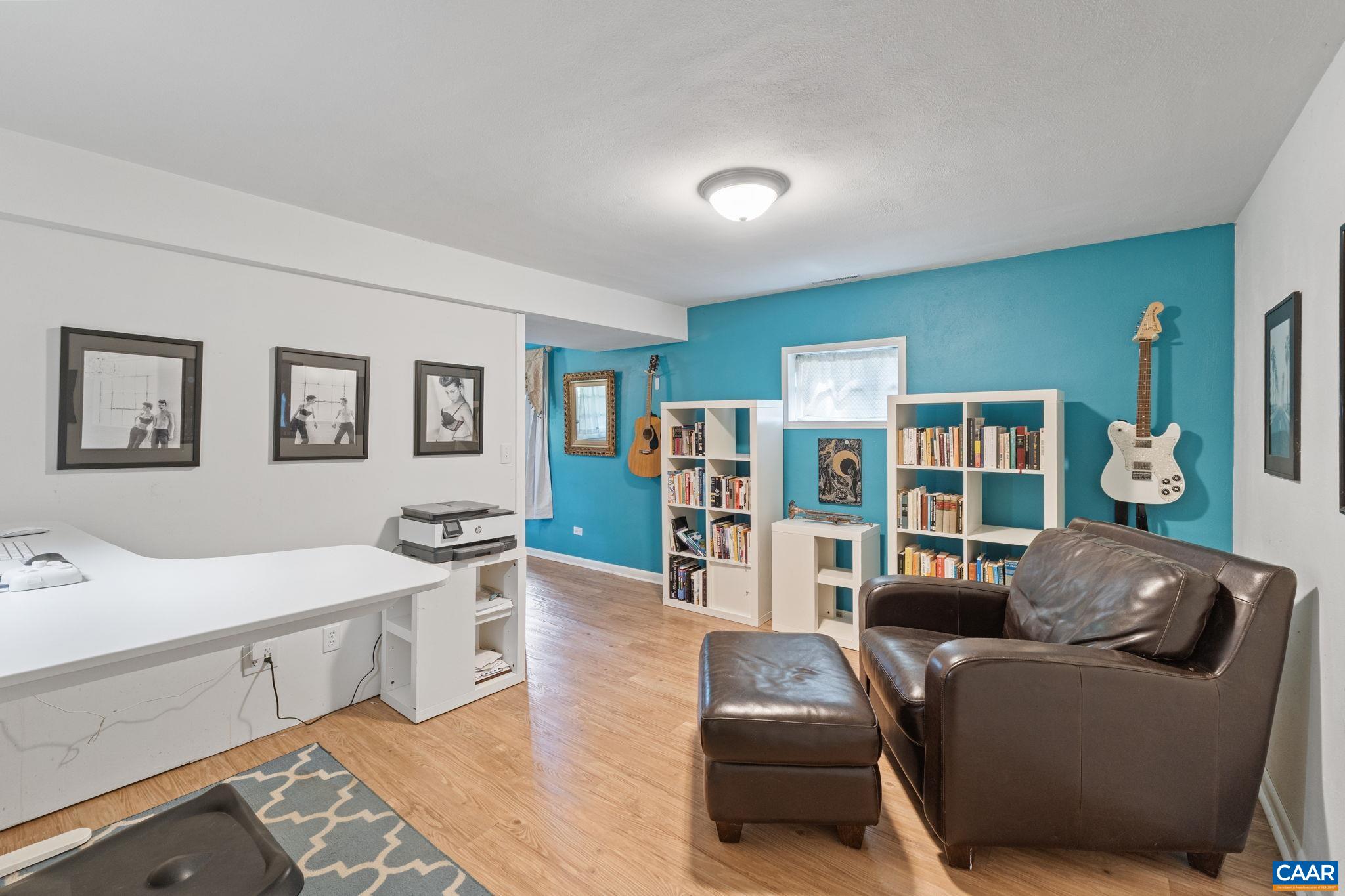 219 HARTMANS MILL RD