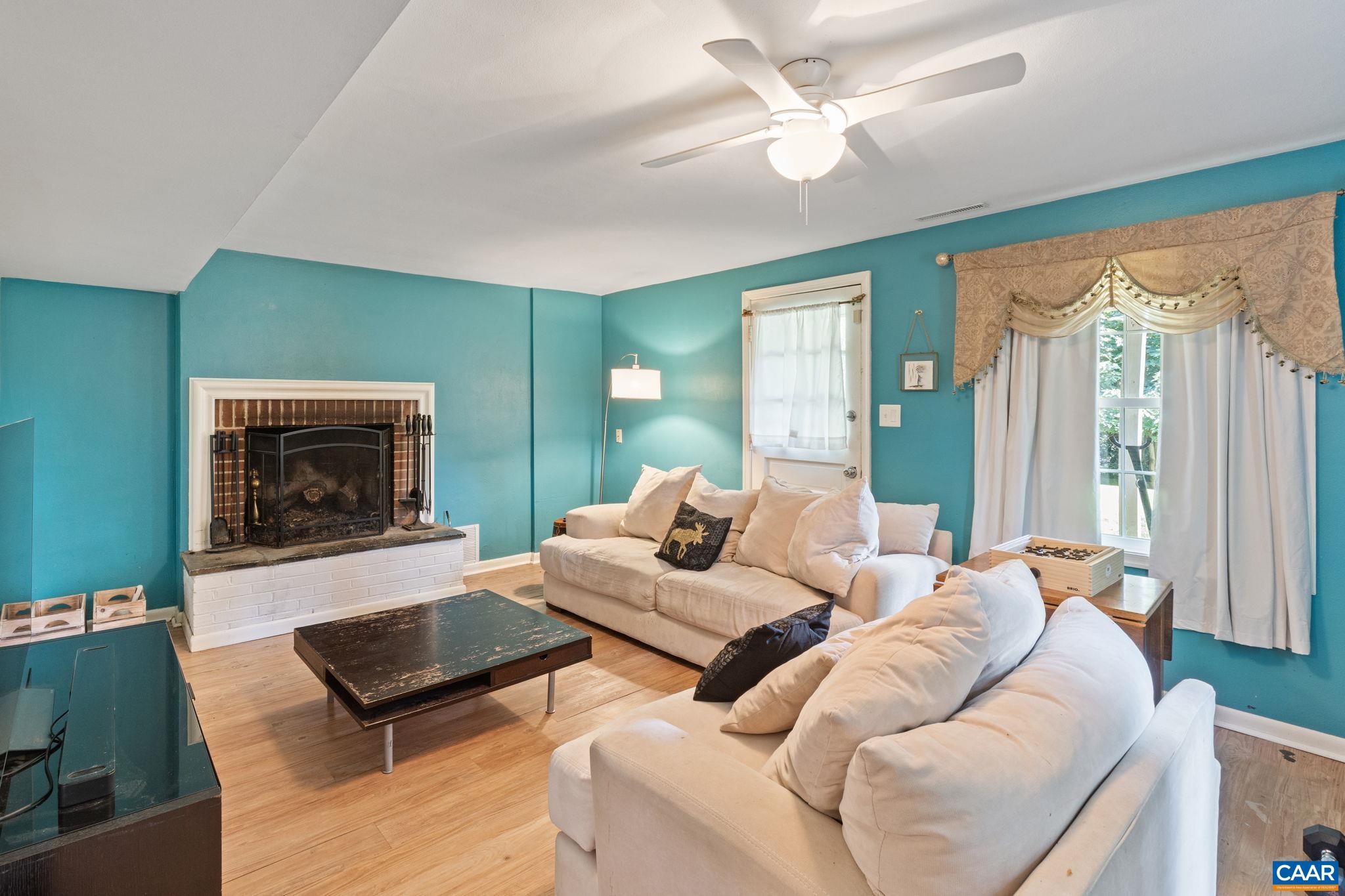 219 HARTMANS MILL RD